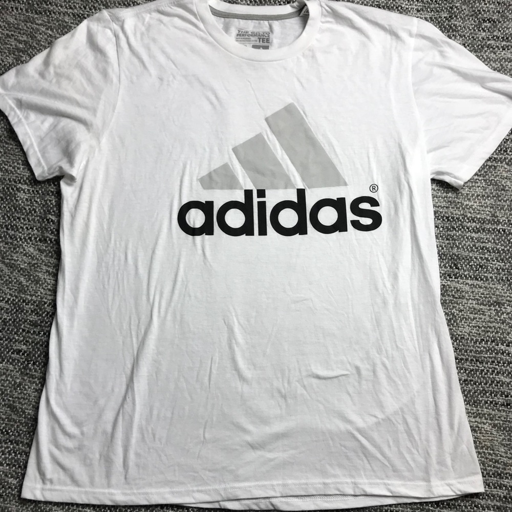 SOLD🌈Adidas Performance White Graphic Tee